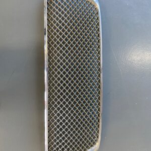 Landcruiser 200 series Grill. Brand new. $50