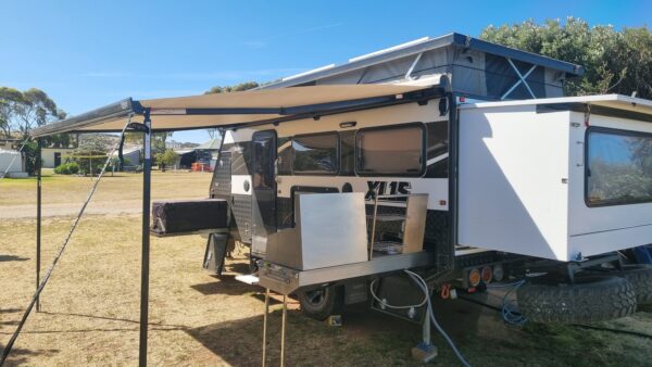 2021 AUS RV XL15 Caravan - Image 11
