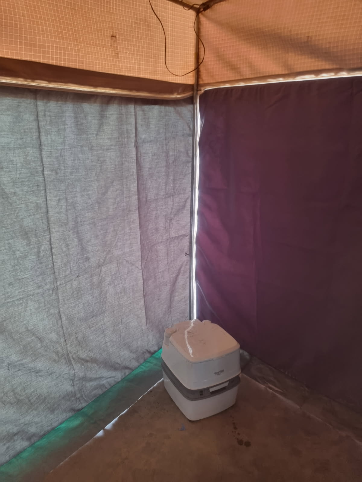 2011 Off Road Cameron Camper - Image 11